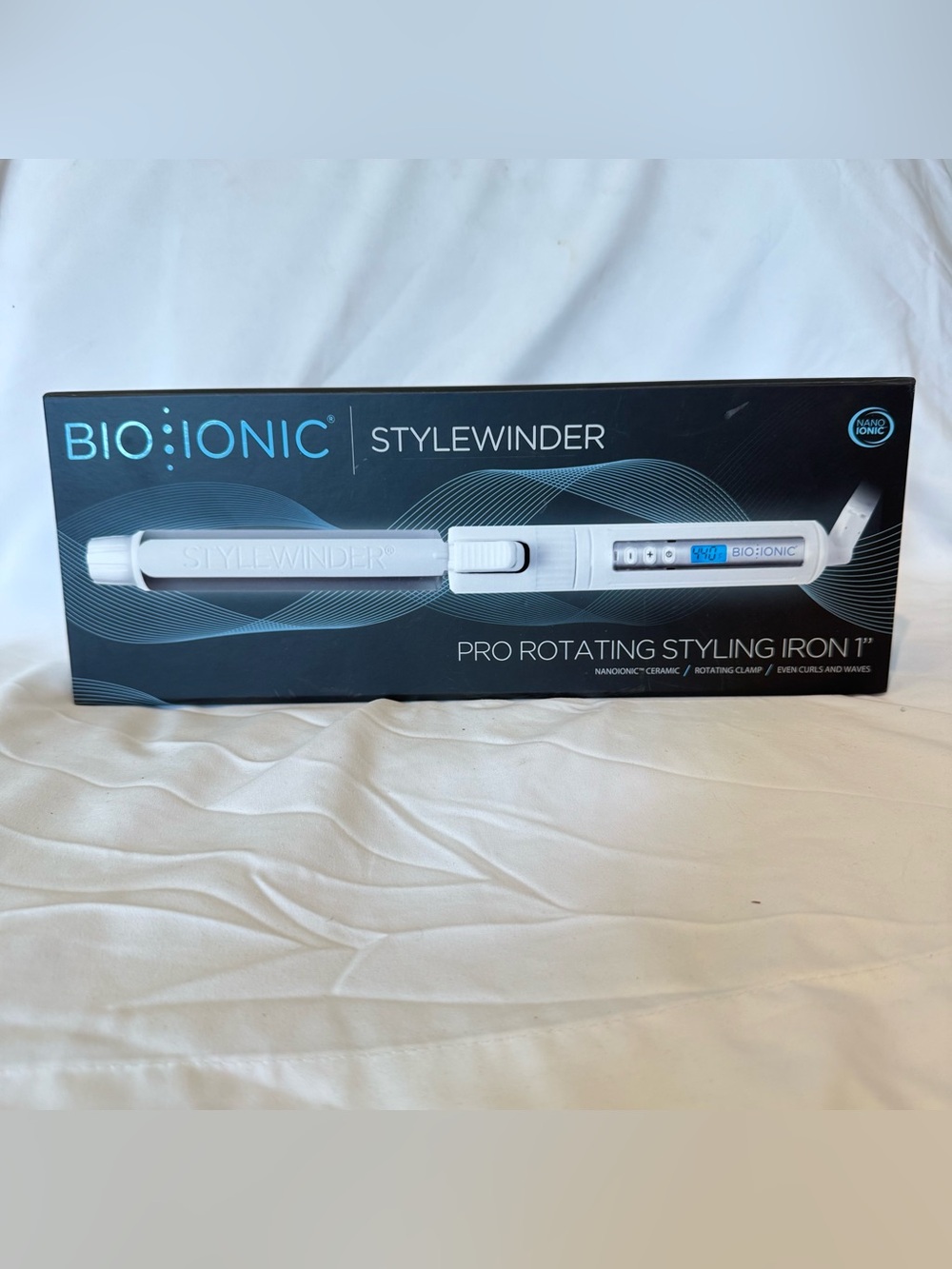 Bio Ionic StyleWinder Pro Rotating Styling Iron - White